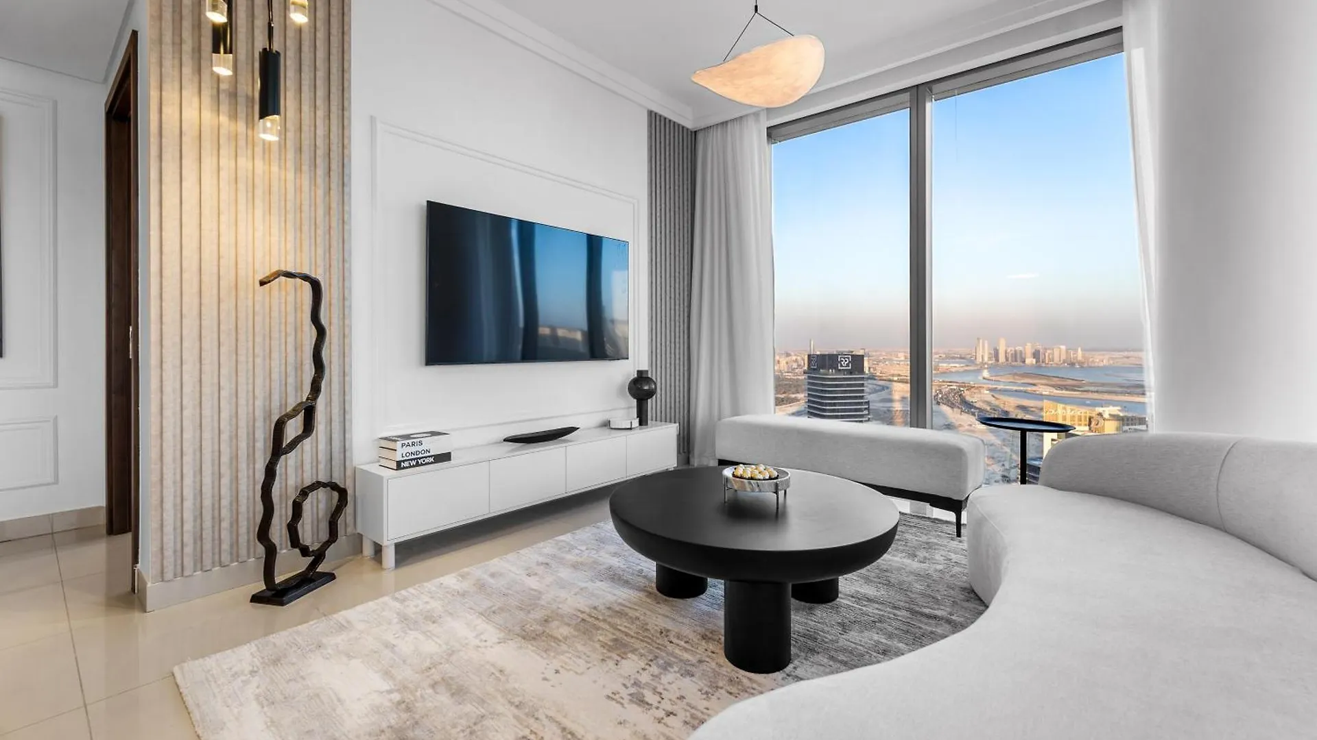 Magnificent - New Stylish 1 Bedroom In Downtown Dubai Apartment