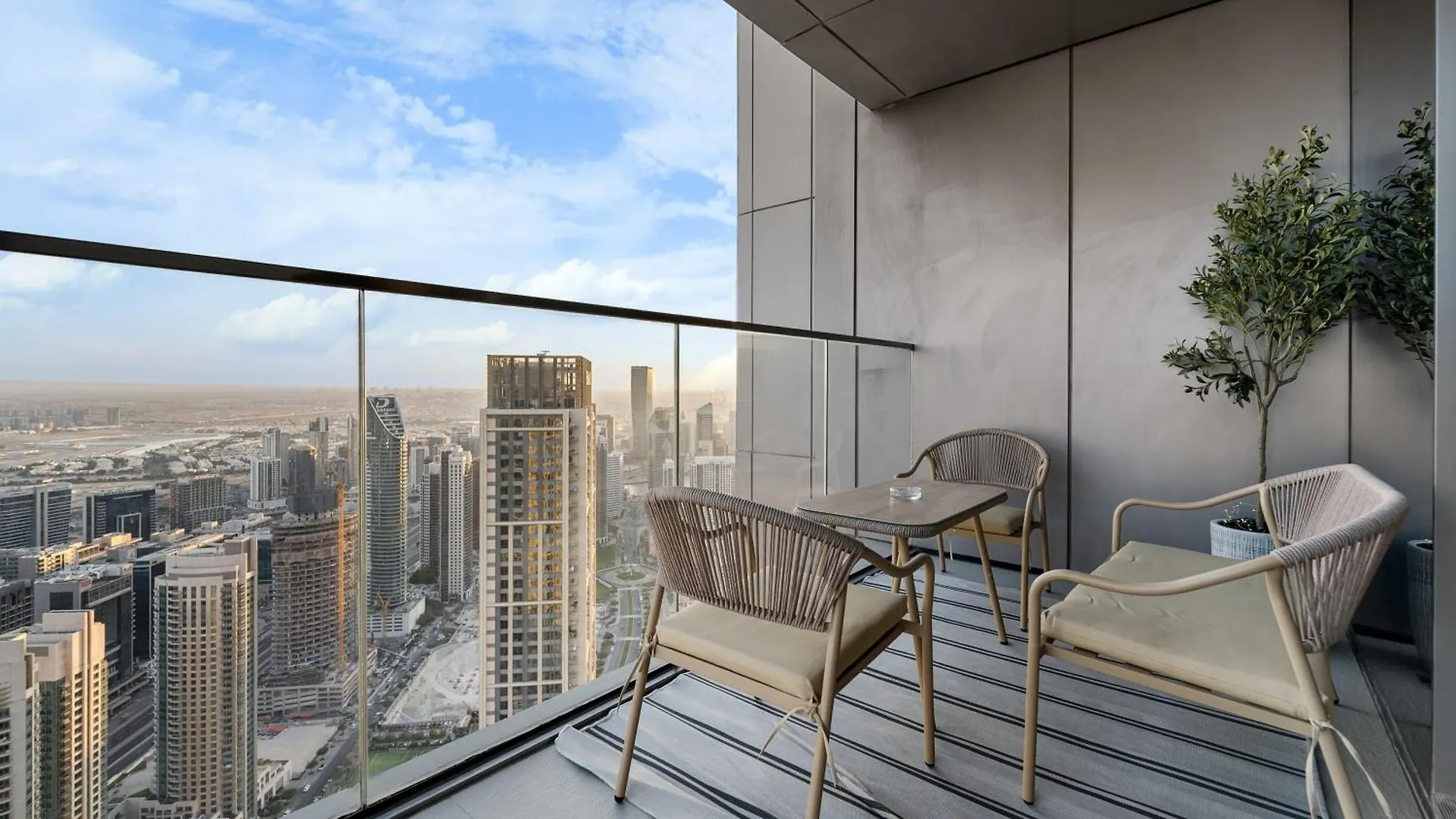 Apartment Magnificent - New Stylish 1 Bedroom In Downtown Dubai United Arab Emirates